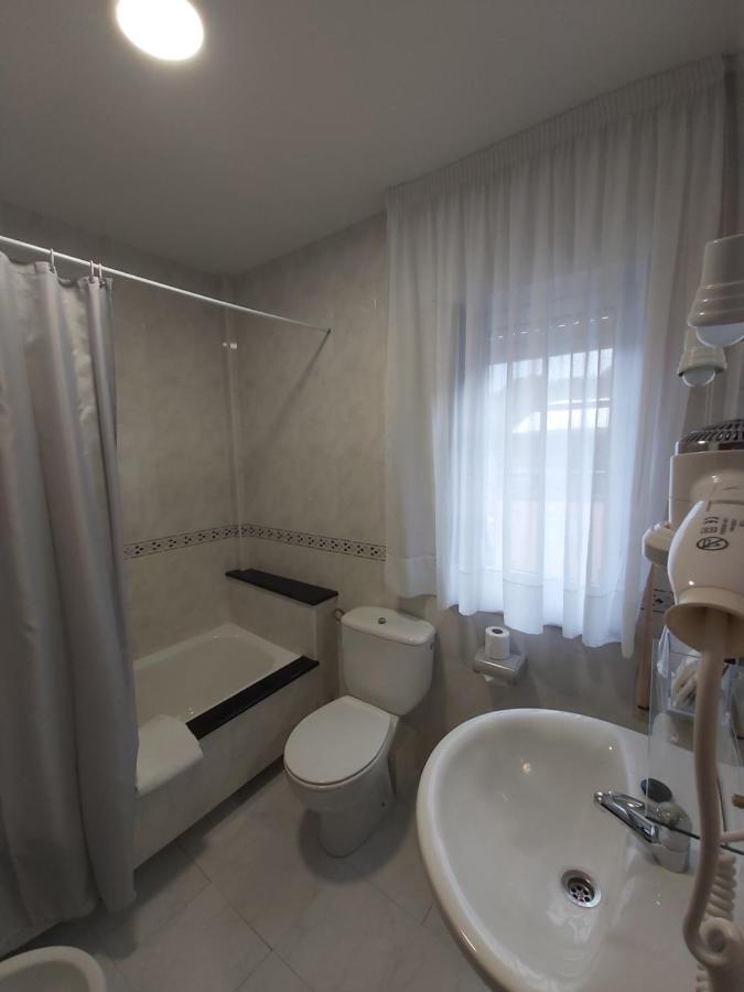 Hostal O Forno Porto do Barqueiro Bilik gambar